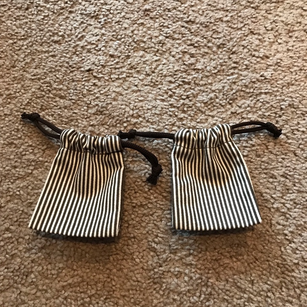 Small Thirty-One Drawstring Jewelry bags